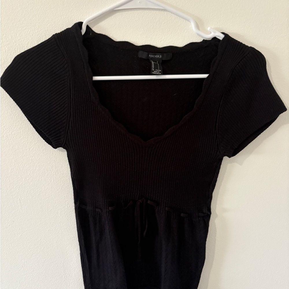 Forever 21 Black Fitted Cap Sleeve Tie Front Blouse